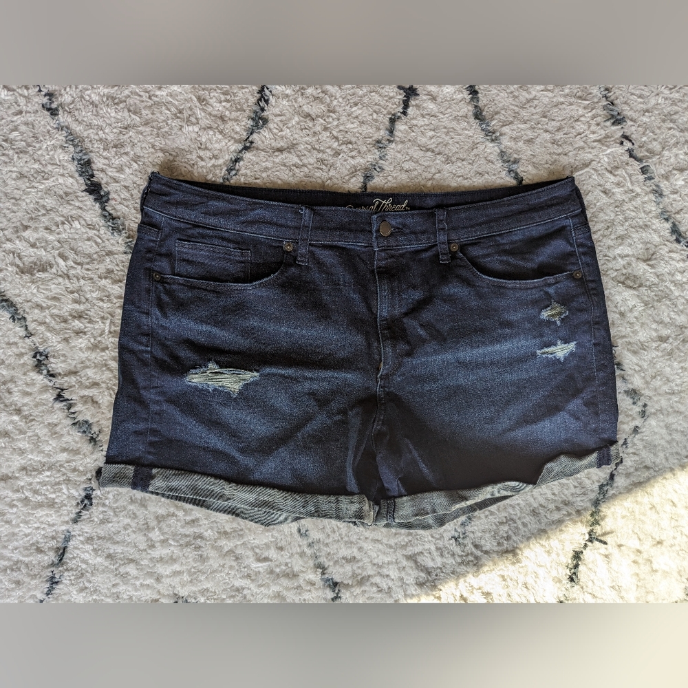 Universal Thread jean shorts, size 18